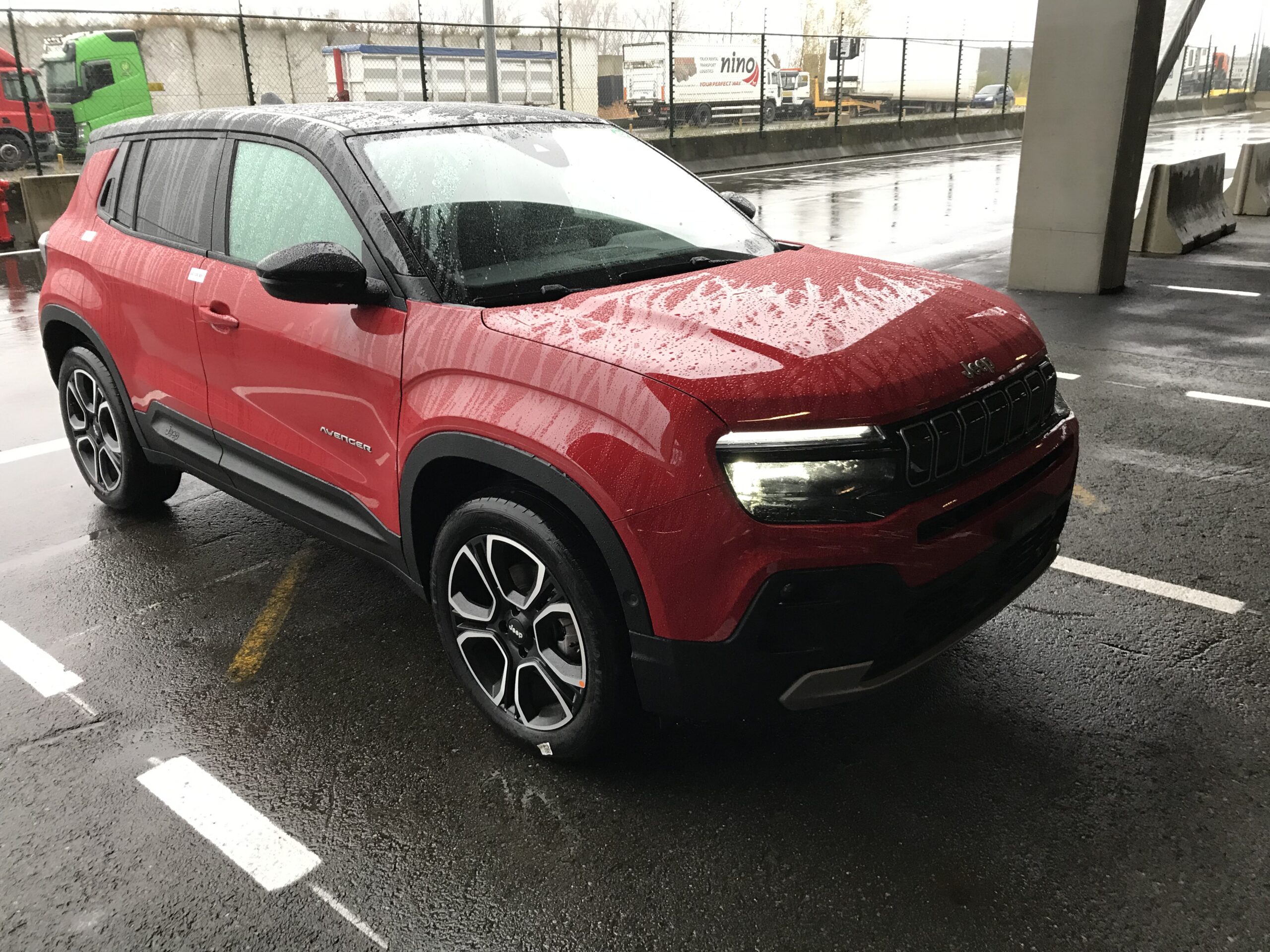 2024 Jeep Avenger Summit FWD EV 54kw/h AT 115KW - CAS Auto